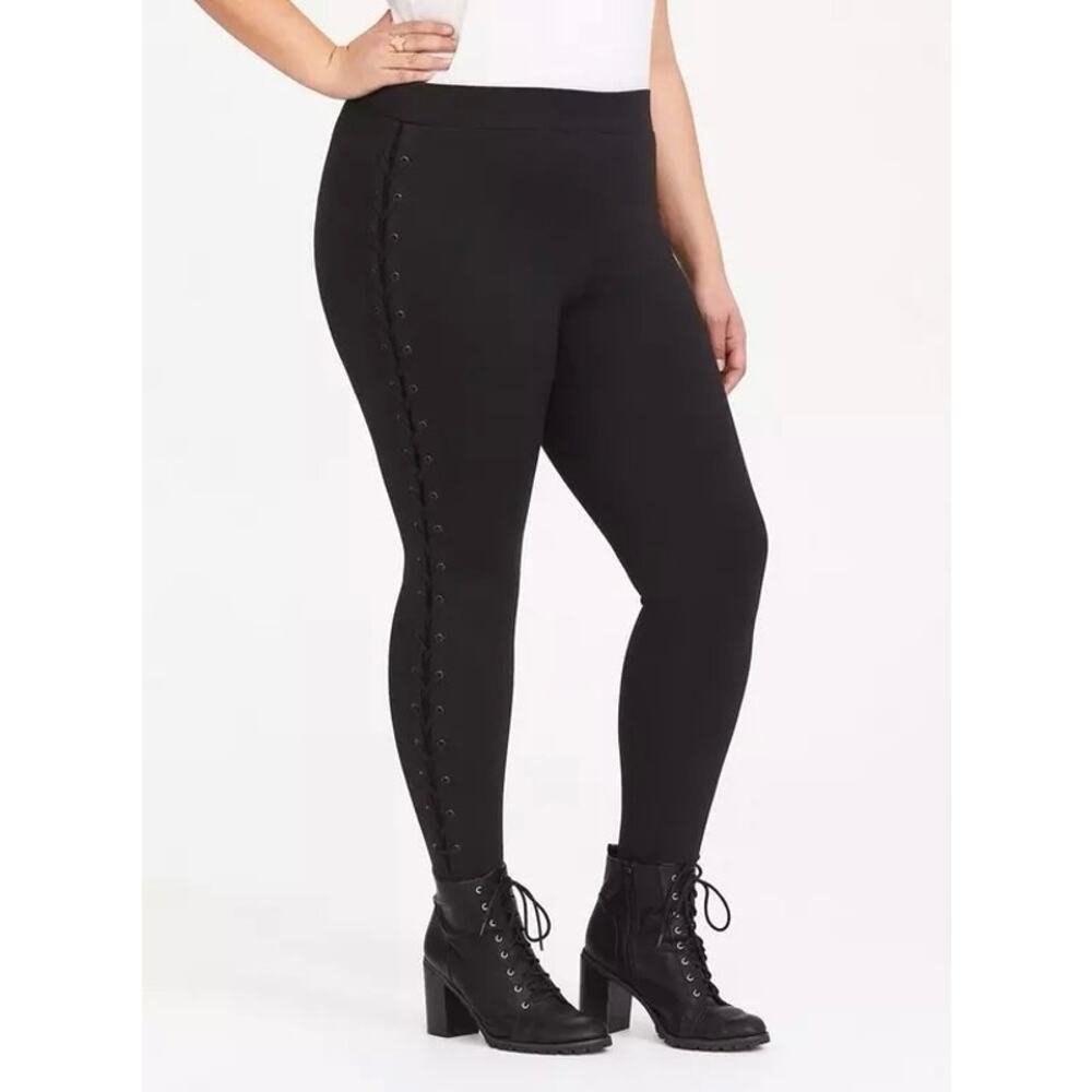Torrid Pixie Pant Side Lattice Trim Leggings Tumm… - image 1
